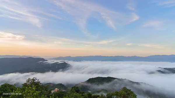 石碇趴趴走追雲趣 - 夜景 #琉璃光雲海流瀑 & 曙光火燒雲 & 藍天 #雲海流瀑 7/1&102539177