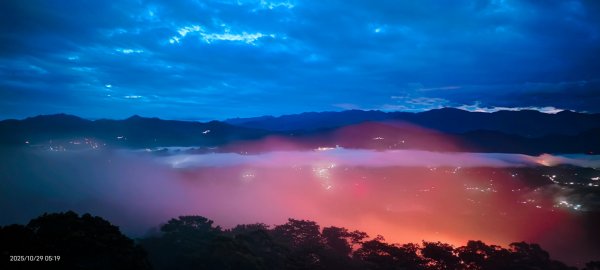 跟著雲海達人山友追雲趣 #雲洞山莊 #曙光 #日出 #雲海 10/29 & 超級月亮11/52926117