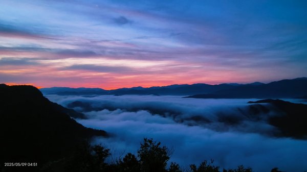 跟著雲海達人山友追雲趣 #琉璃光雲海 #火燒雲雲海 5/92782976