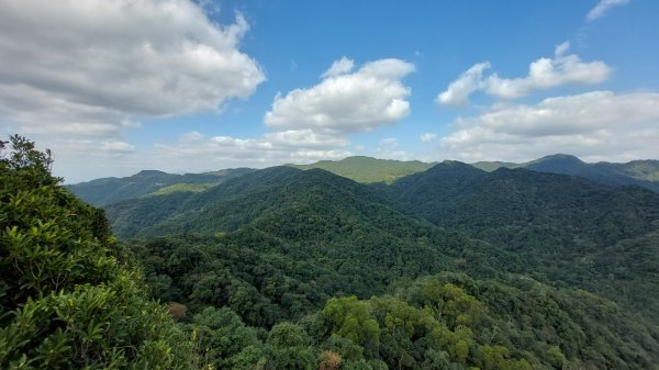 新北石碇姑娘山、雞冠山、松柏崎山、紙寮坑古道8字行1968499