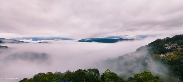 石碇趴趴走追雲趣 #琉璃光 #雲海 #雲瀑 12/192965274