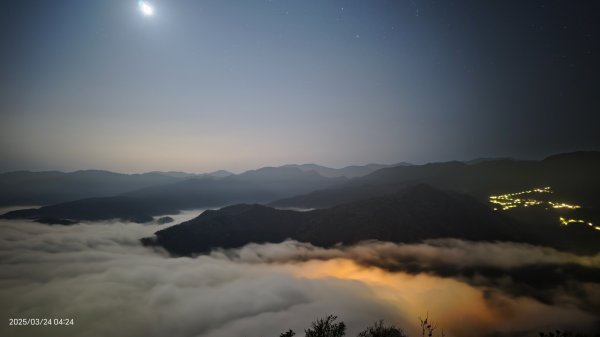 #翡翠水庫壩頂 #月亮雲海 #日出雲海 #日月同框 #石碇雲海 3/242744153