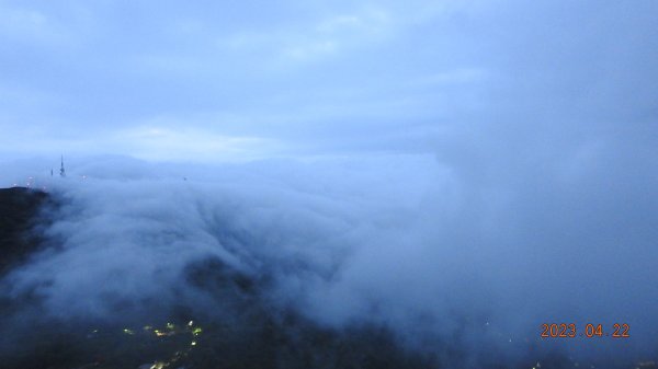 再見陽明山雲瀑，大屯山雲霧飄渺日出乍現，小觀音山西峰賞雲瀑。2123363