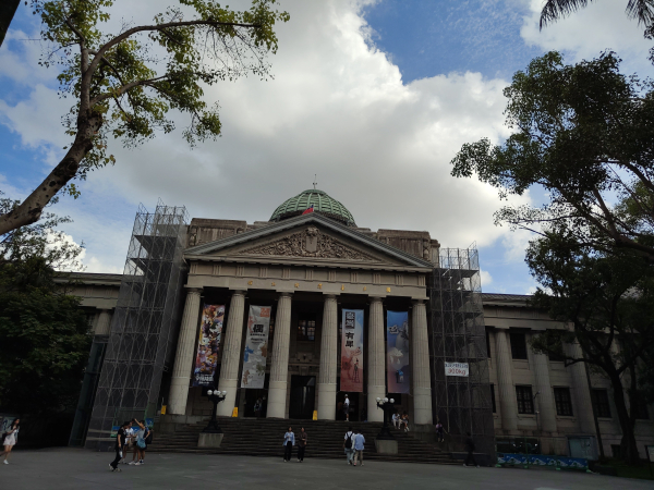 2025-07-29 二二八和平公園漫遊─翠亨閣→黃氏節孝坊→大天后宮舊址→國立台灣博物館→第九號蒸汽車頭→二二八紀念碑→介壽公園