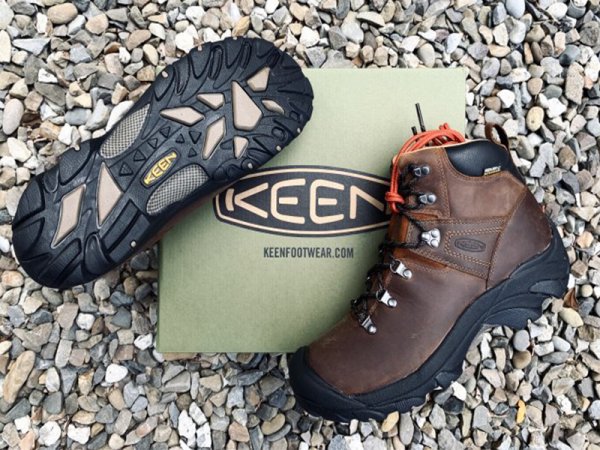 【鞋測】一雙能從百岳穿到音樂祭的登山靴 Keen Pyrenees