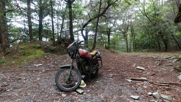 雙龍林道上巒安堂西巒大山1778793