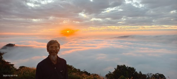 #馬那邦山 #夕陽 #雲海 #火燒雲 12/282971545