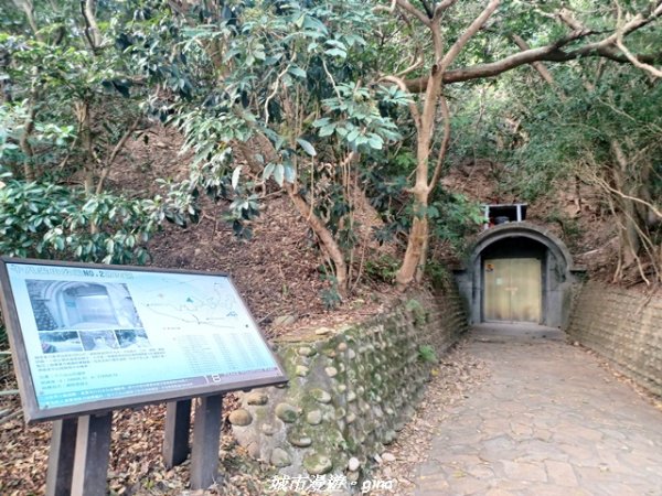 【新竹東區】十八尖山x十八尖山東峰x石家魚丸x東門倆冰糖葫蘆x城隍廟鄭家蛋糕2984191