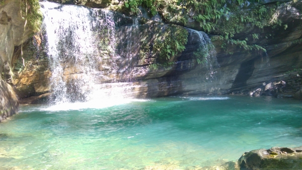 望古瀑布2016020936012