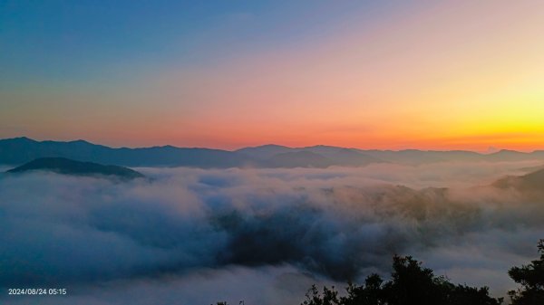 北宜郊山之濫觴 #琉璃光雲瀑  #琉璃光雲海 #日出雲海 #觀音圈雲海 8/242579087