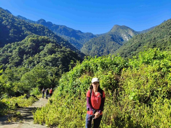 唐穗山11408162860912