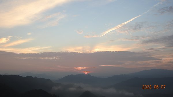 二格山日出火燒雲&藍天月亮雲海雲瀑6/7&8幻日(環/冰晶)2175064