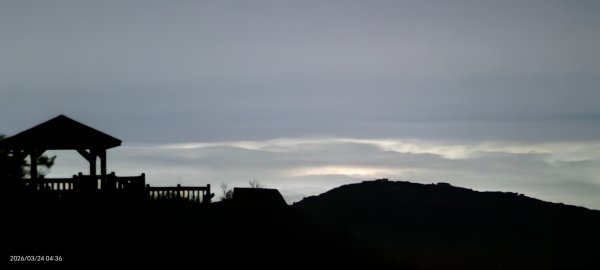 #大屯山 #琉璃光 #雲海 #雲瀑 #日出 #觀音山 #雲海 #琉璃光  3/243021844