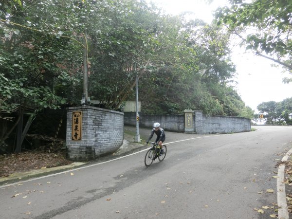 劍南山．鄭成功廟．劍南蝶園．劍潭古寺557819