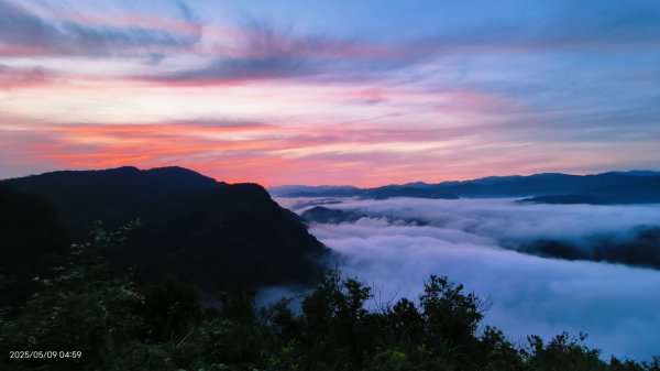 跟著雲海達人山友追雲趣 #琉璃光雲海 #火燒雲雲海 5/92782981