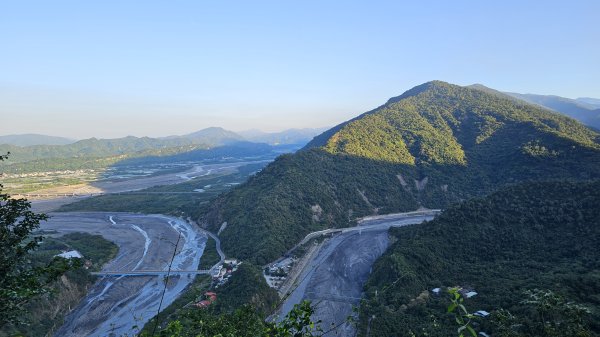 【尾寮山靜修日：一人一山，一念清明，山無語，我自省】🌿2937937