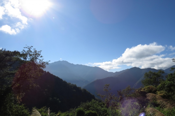【步道小旅行】登山新手之能高越13K.奇萊南峰日出雲海4200