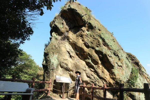 鶯歌石，龜公山，牛灶坑山（龜崙山），孫龍步道，碧龍步道