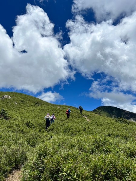 合歡山群峰（南峰、石門山、尖山、東峰）2626690