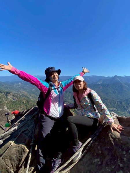 🌈1/4(日)來趣梅嶺~竹子尖山-獵鷹尖-一線天~梅子雞風味餐✨FB：熊熊趴爬走🌈2976807