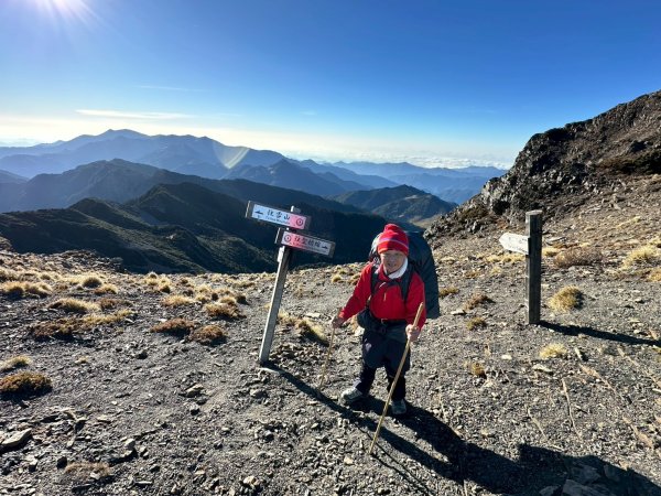 帶著77歲爸爸爬百岳~雪山西稜_12/07~12/12，2025唯一一爬。2961054