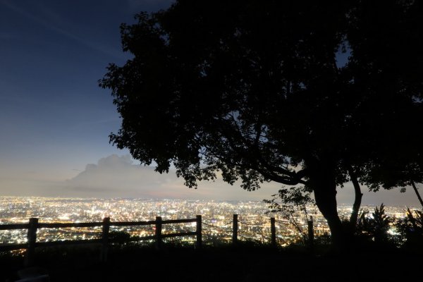 2025-05-17 三汀山夜爬2789573