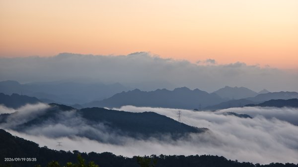 #石碇後山 #日出 差強人意 #雲海 首登 #赤腳蘭山 #670峰 9/193119677