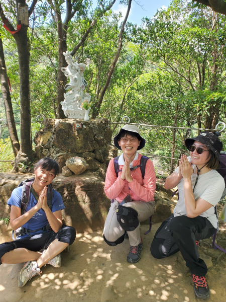SMILE! 時間就該浪費在群峰頂～微笑山線：【五分山系】平溪小黃山段
