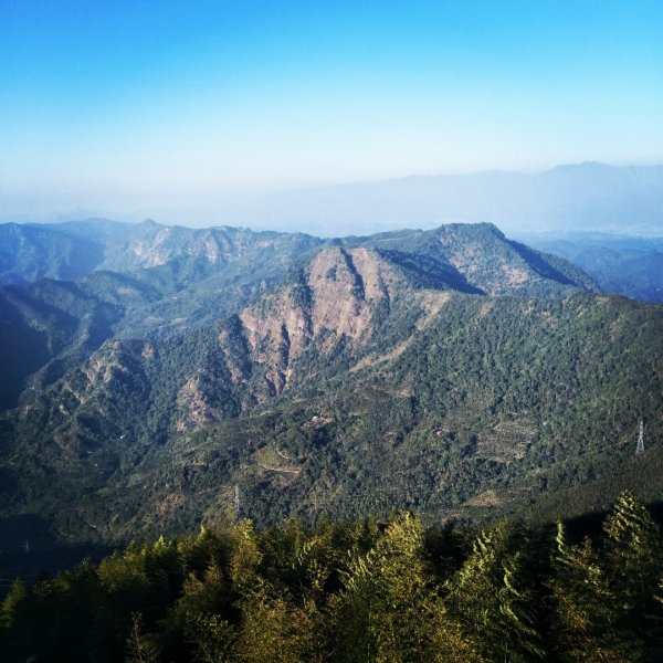 集集大山封面