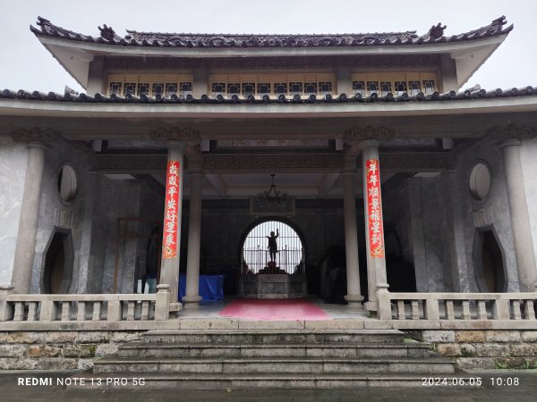 走訪新北市中和區及土城區的名勝古蹟：圓通禪寺、牛埔頭山、新加坡山2518401