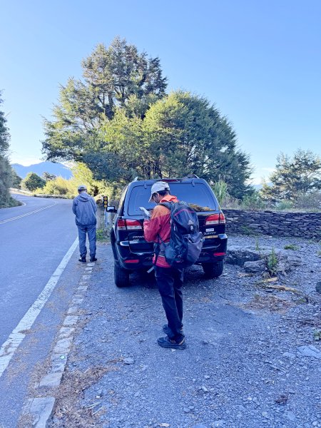 南投仁愛鄉基石巡禮-櫻櫻峰東北峰.清境山.岬山.關頭山北峰  2024.11.112651662