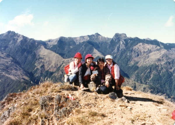 1986年，八通關山、秀姑巒山、達芬尖山20899