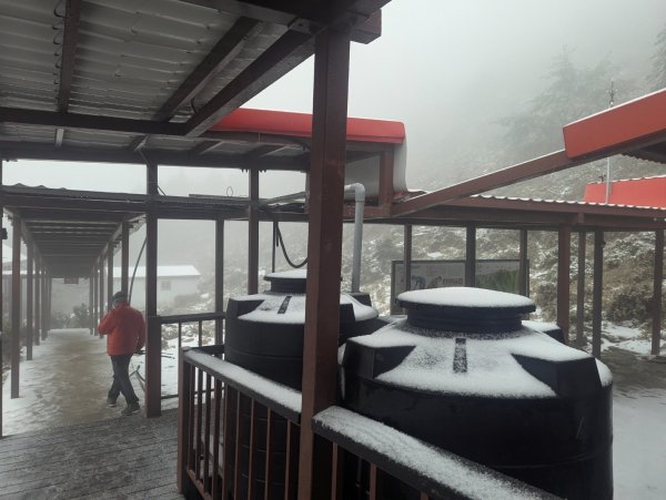 戒茂斯上嘉明湖雪景_2025/03/15-182782398