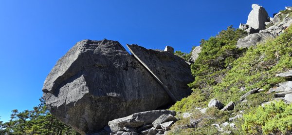 20251003-1006 南湖群峰四天6座百岳2919839