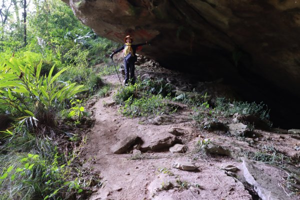 豐山眠月：石夢谷連走水漾千人洞2757773