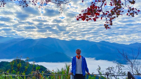 二訪馬拉邦山，解鎖 #琉璃光雲海 #日出雲海  #血月 #斜射光 #楓葉紅了！2668613