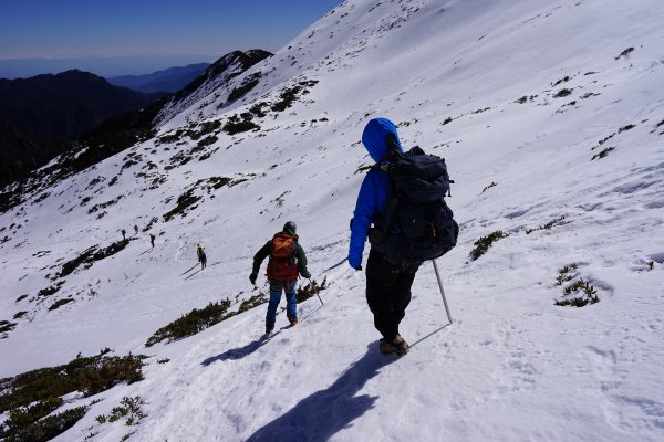 【應似飛鴻踏雪泥】【雪山】