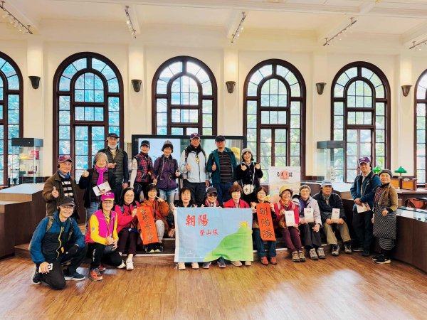 4-2 臺大校史館「原民之耀」巡迴展→椰林大道→傅園→臺大正門2692764