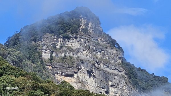 【虎山】苗栗虎山中級山的大霸尖山『水雲三星老大』千萬別把猛虎當幼貓!!