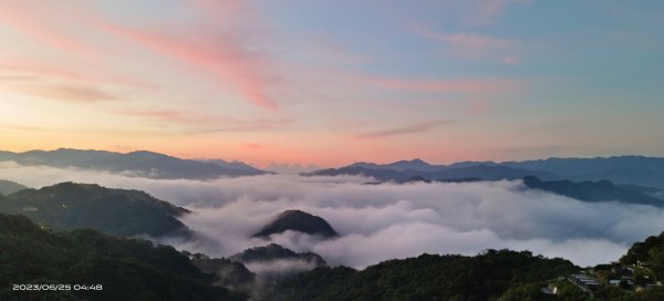 跟著雲海達人李姓山友追雲趣-石碇十三股山日出雲海&翡翠水庫壩頂雲海6/25