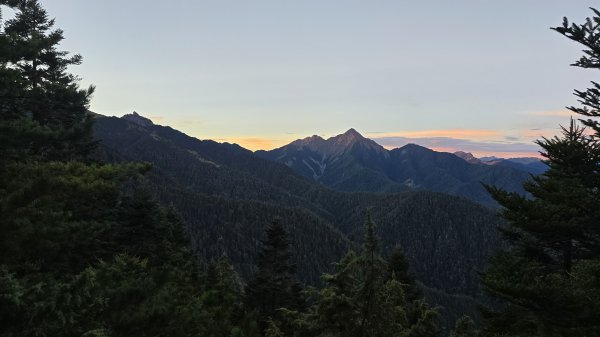 20251003-1006 南湖群峰四天6座百岳2919680