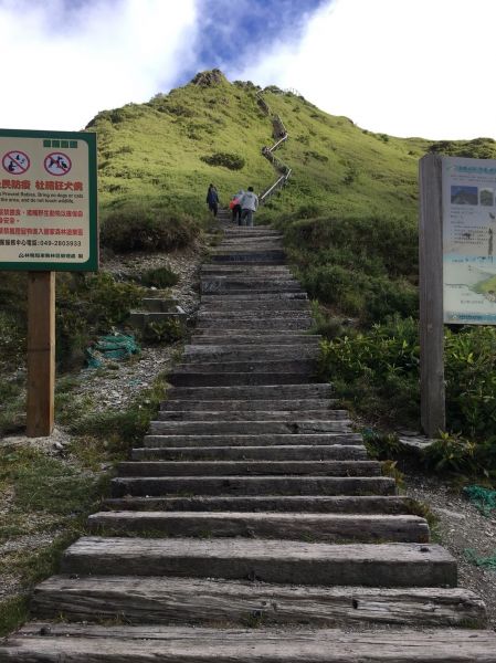 邊緣系山友：推坑女孩當山友合歡群峰368060