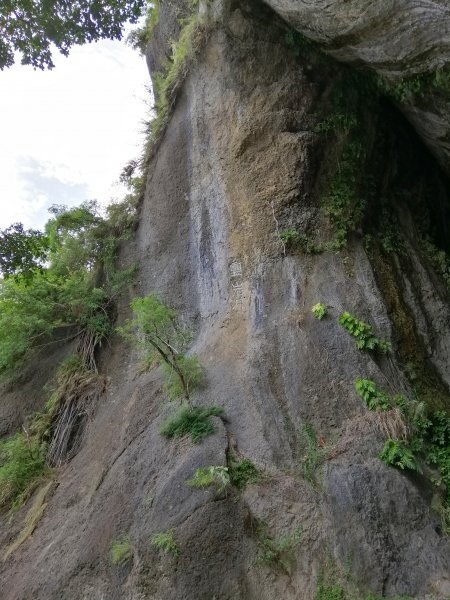 台灣最早的史前文化遺址。 八仙洞風景區734735