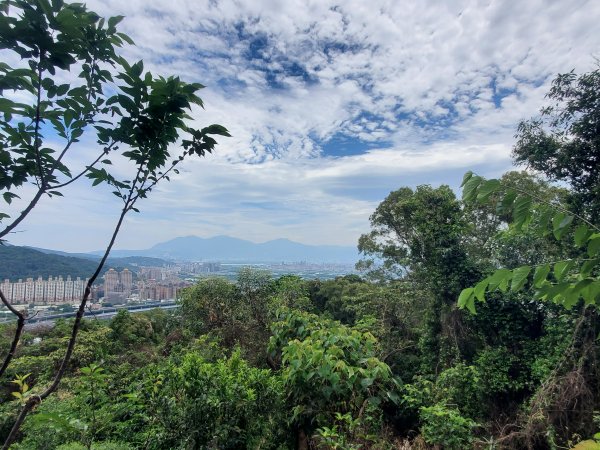 辭修公園，尖凍山，瓊仔湖山，義學坑步道，明志書院
