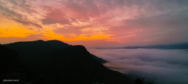 #翡翠水庫壩頂 #火燒雲 #日出 #雲海 8/13093713