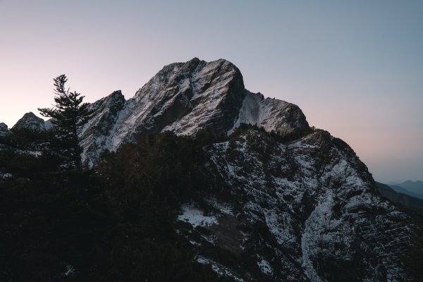 【玉山】主峰北峰二日，臺灣第一高峰雪季最美角度1881259