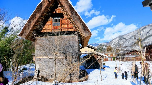 冬日的祈禱合掌村2981200