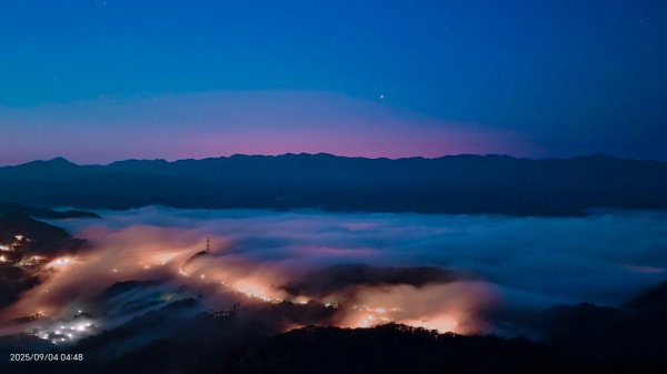 #二格山 #琉璃光 #霞光 #日出 #雲海流瀑 #雲海  9/4 & 82877760