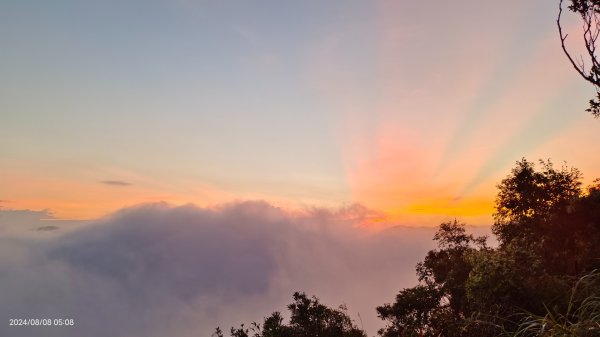 北宜郊山之濫觴 #琉璃光雲瀑 #琉璃光雲海 #霞光雲海 #日出雲海 #觀音圈雲海 8/82567506