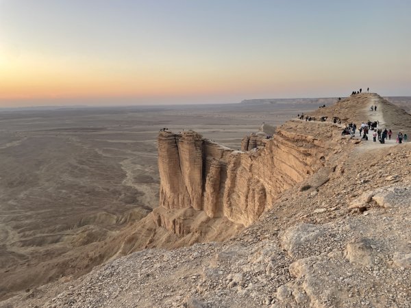 沙烏地阿拉伯「世界之崖」絕美落日Edge of the world, Saudi Arabia